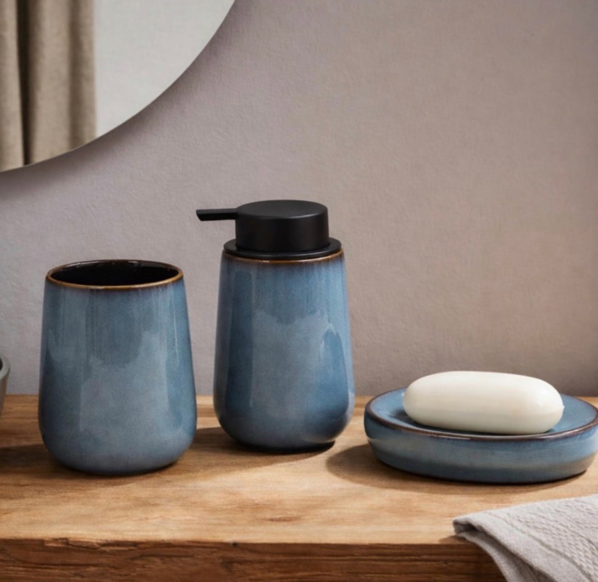 Emre 3-piece ceramic bathroom set