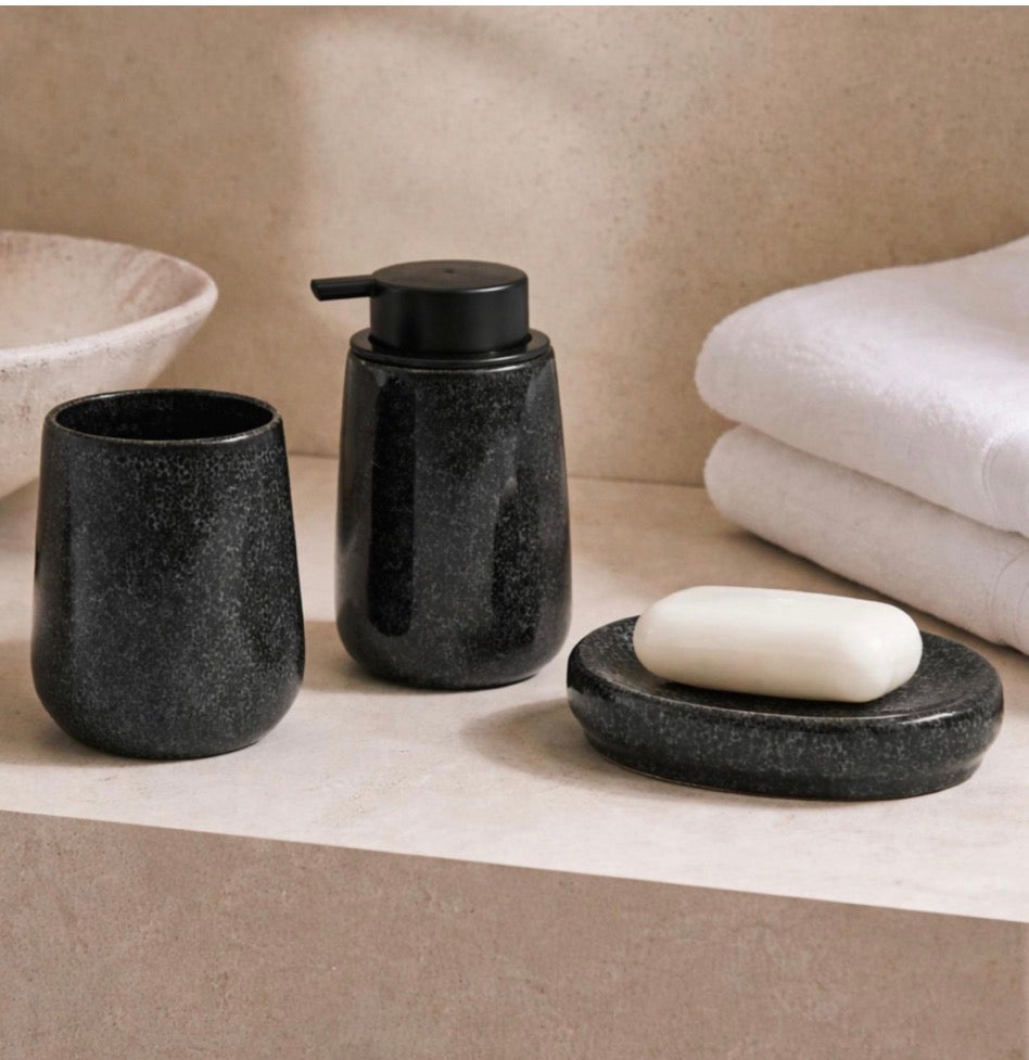 Gargan Ceramic 3-Piece Bathroom Accessories Set